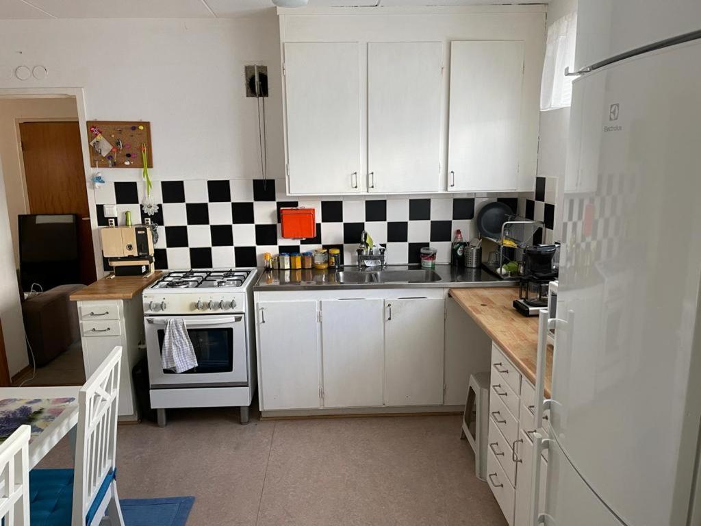 Appartement Billigt Och Frecsh à Göteborg Extérieur photo